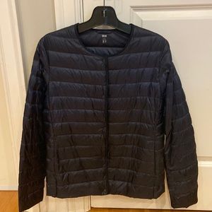 Uniqlo Navy Blue Ultra Light Jacket Size Large
